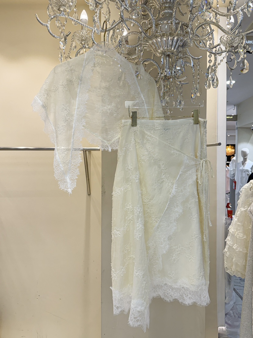 81 MARKET-L韓國直郵女士新款真品推薦26夏季套裝含圍巾套裝81 MARKET-L套裝圖色2