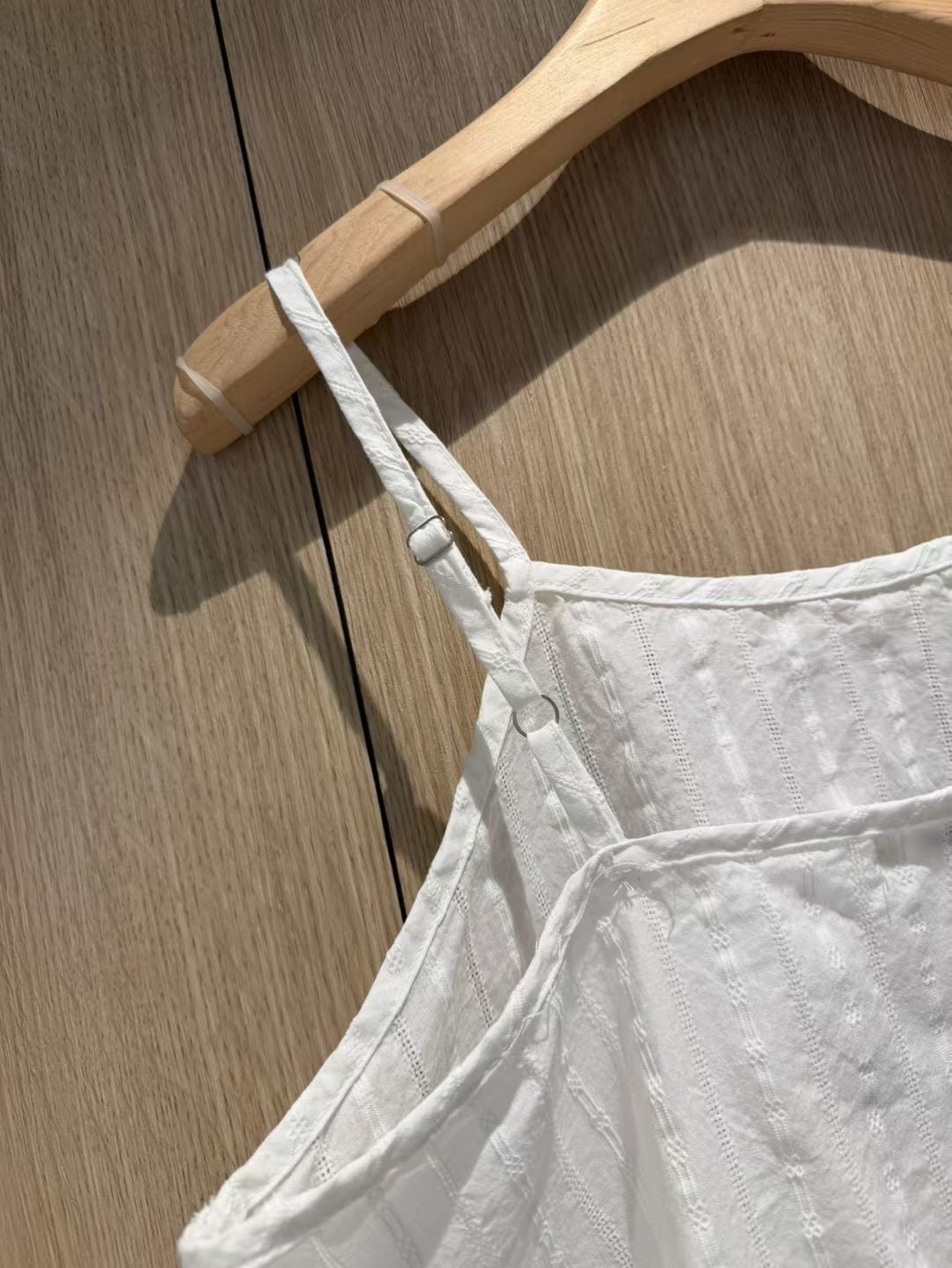 ARLOW東大門實拍女裝新款人氣真品休閑時尚26夏季吊帶背心刺繡ARLOW吊帶/背心