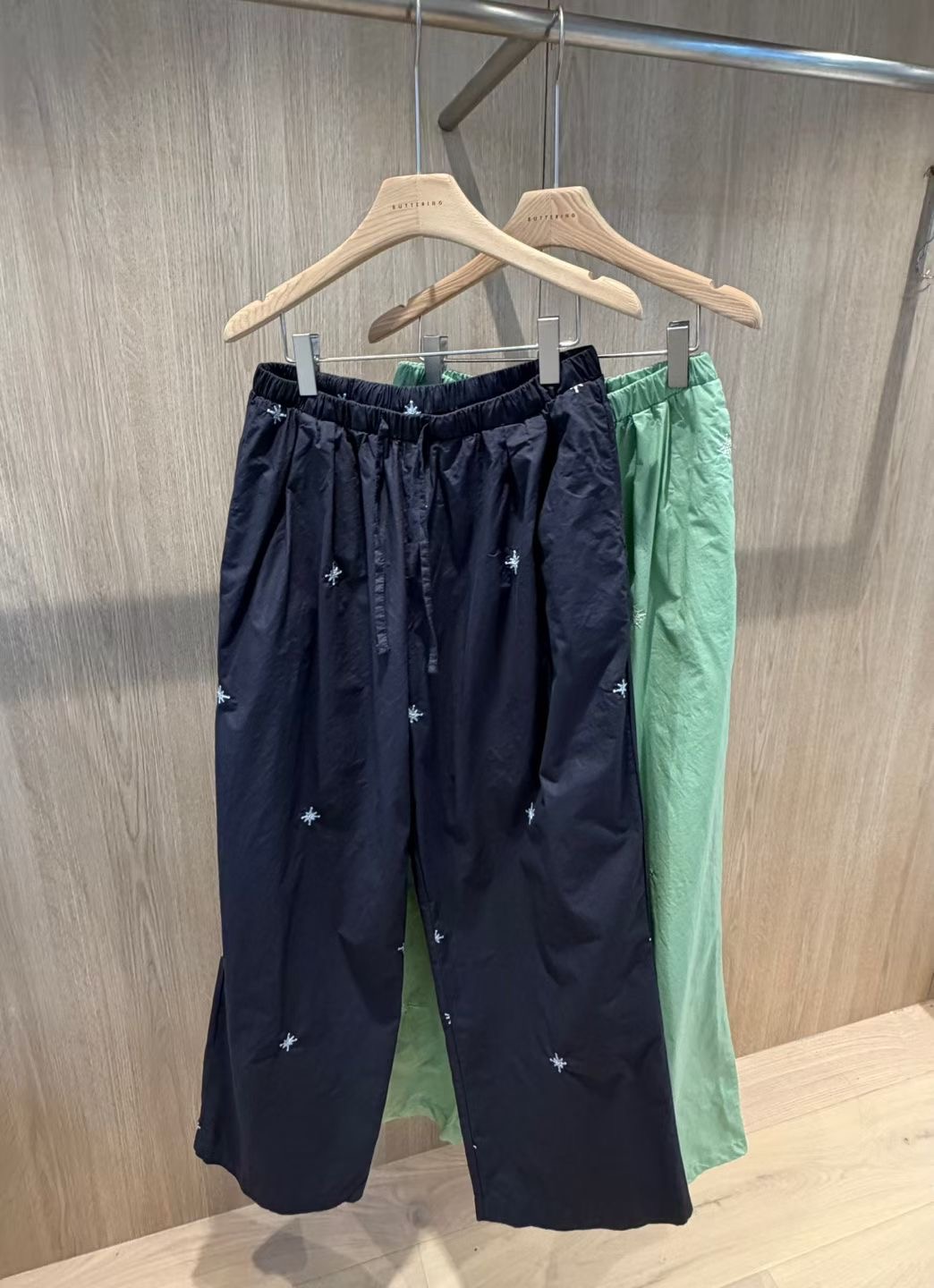 ARLOW韓國代購女裝新品人氣推薦26夏季時尚真品休閑褲刺繡ARLOW休閑褲圖色2左二色