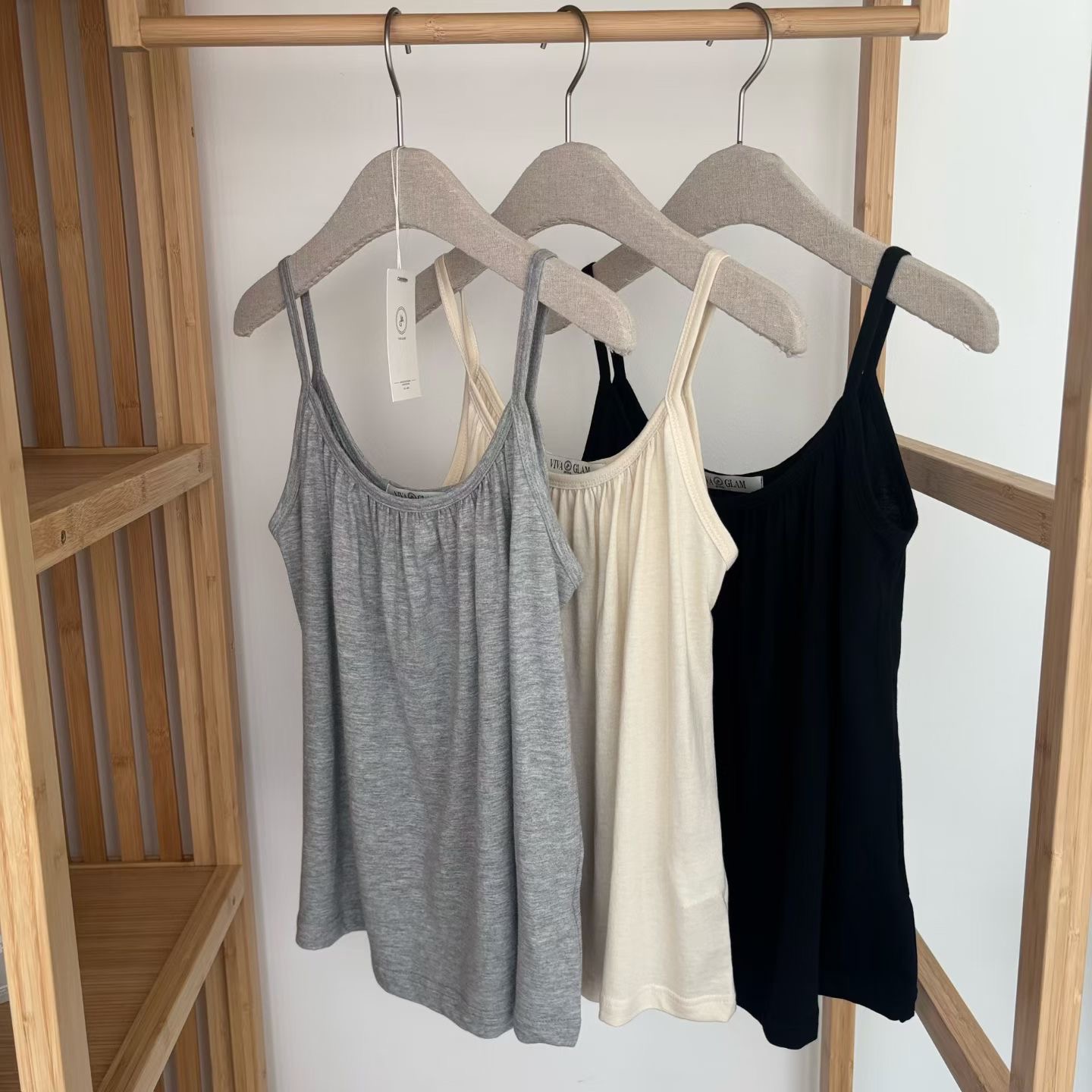 MINIMALGROUND/VIVAGLAM東大門直郵女士新品熱賣吊帶背心不含內搭褶皺無袖MINIMALGROUND/VIVAGLAM吊帶/背心