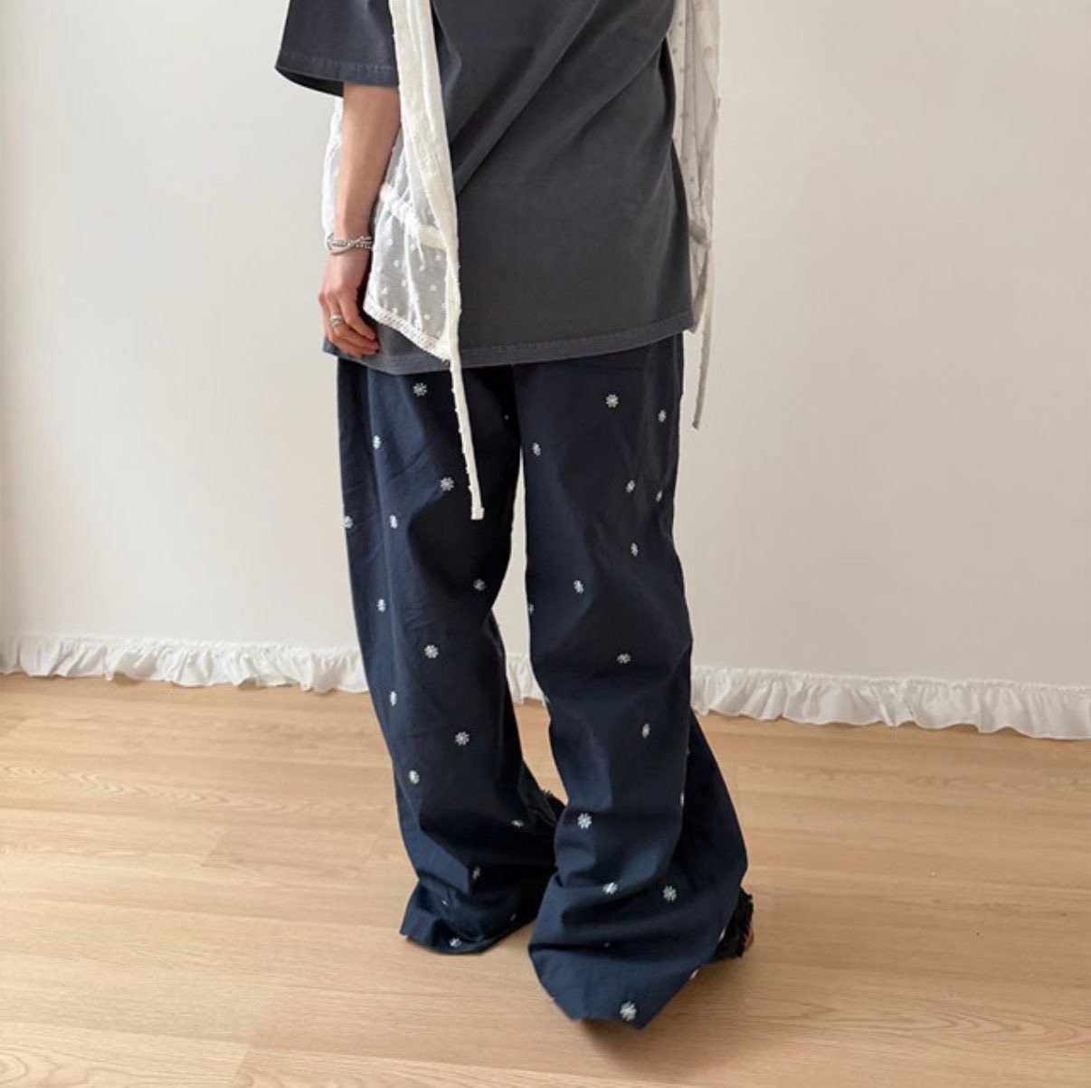ARLOW東大門代購女裝新品熱賣真品人氣26夏季時尚休閑褲刺繡ARLOW休閑褲