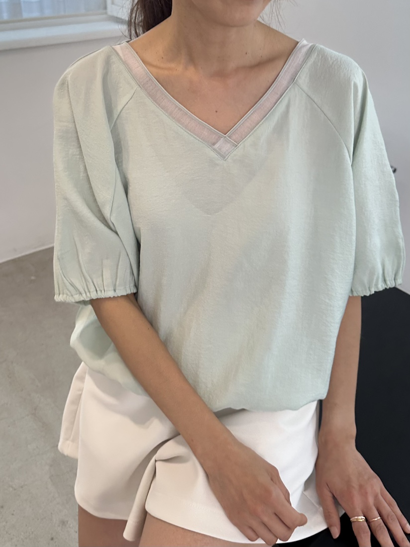 CLASSY-O韓國直郵女裝新款熱賣人氣26夏季襯衫蕾絲衫V領透明CLASSY-O襯衫/蕾絲衫