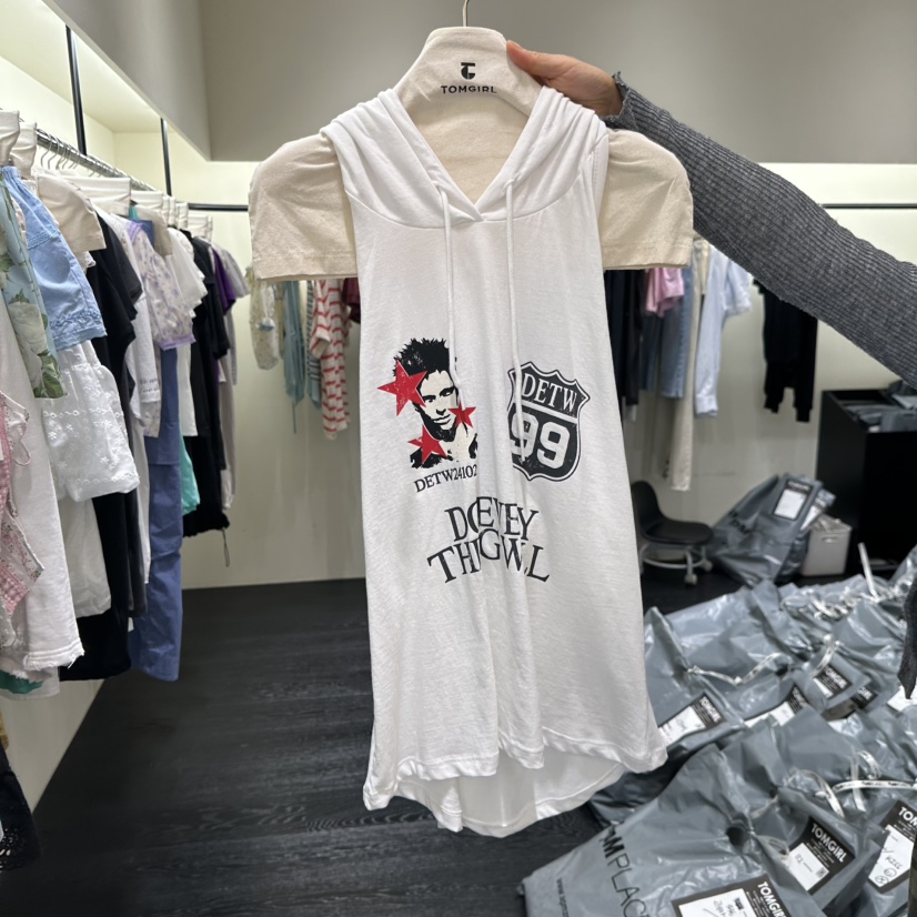 TOMGIRL韓國直郵女裝新款時尚熱賣真品人氣推薦吊帶背心兜帽TOMGIRL吊帶/背心圖色1