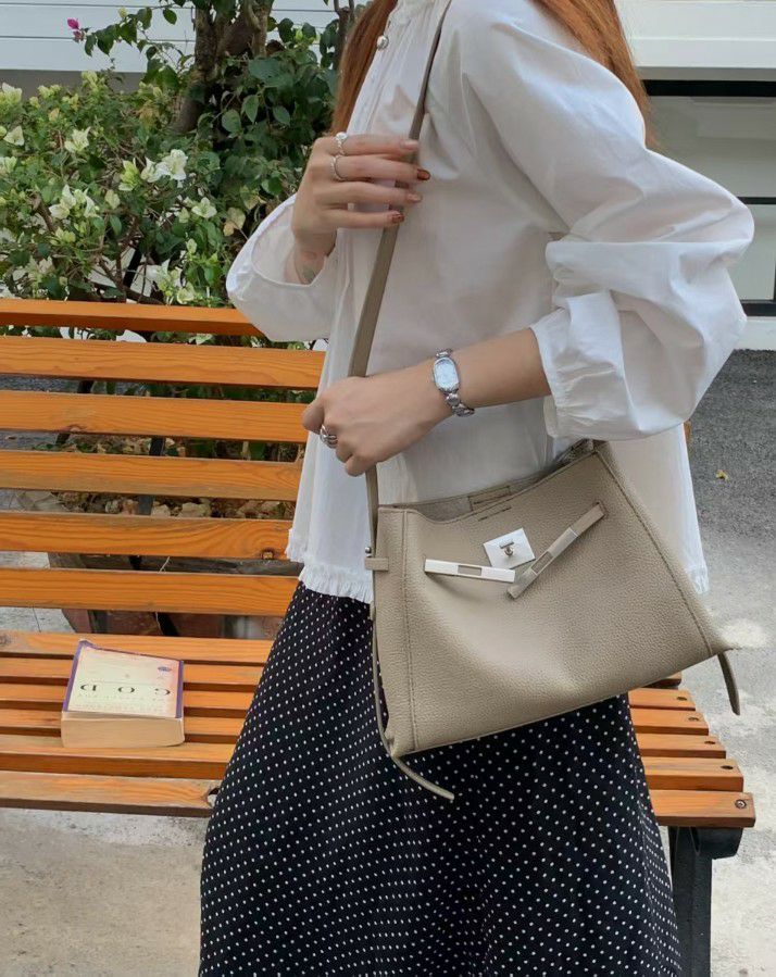 TROUVAILLE東大門實拍女裝新款26夏季真品單肩斜跨包牛皮TROUVAILLE單肩/斜跨包