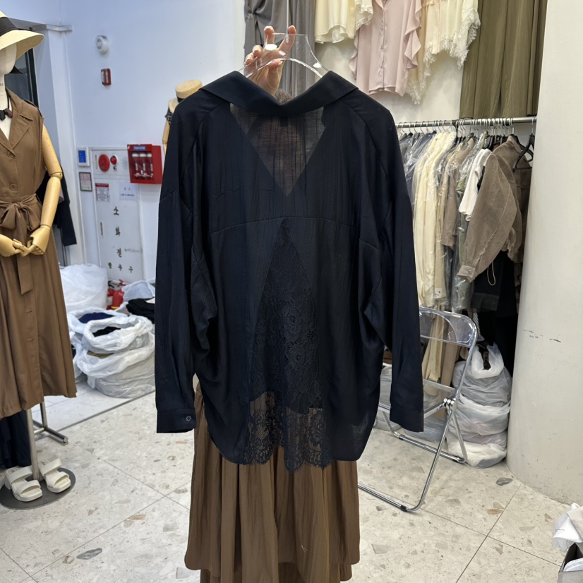 MARIGOLD東大門直郵女士新款真品人氣襯衫蕾絲衫撞色蕾絲MARIGOLD襯衫/蕾絲衫圖色4