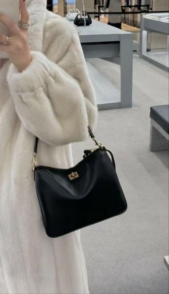 TROUVAILLE東大門實拍女裝新款休閑26春夏單肩斜跨包牛皮TROUVAILLE單肩/斜跨包