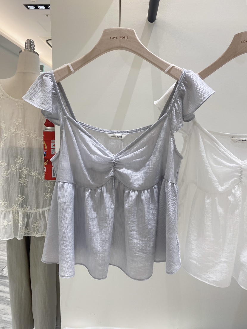 LOVE ROSIE東大門代購女士新款熱賣人氣真品襯衫蕾絲衫高領LOVE ROSIE襯衫/蕾絲衫