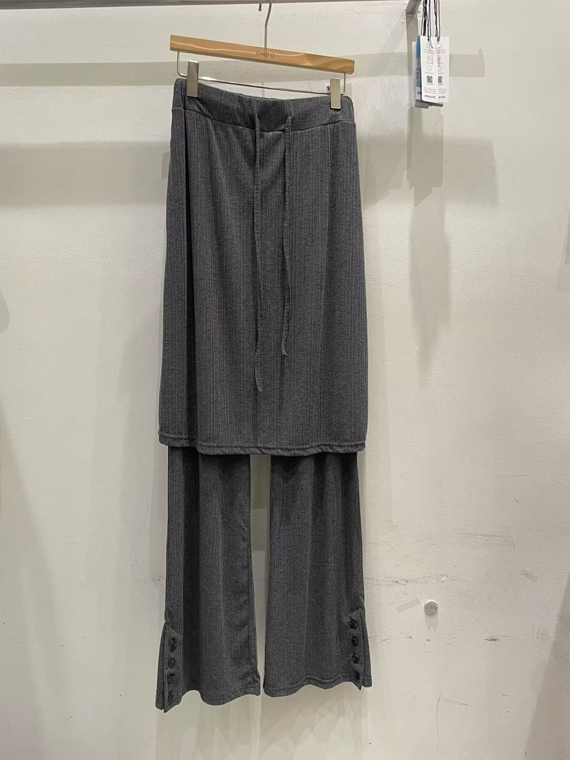 ONDO-P韓國代購女裝新品熱賣人氣真品時尚推薦裙褲透視羅紋ONDO-P裙褲
