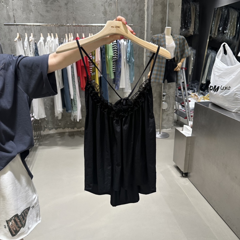 JUNI東大門實拍女士新品真品推薦人氣熱賣職業26春夏吊帶背心my juni吊帶/背心圖色2