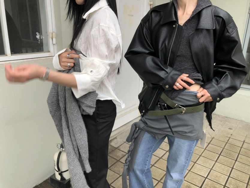 MOVENNE東大門實拍女裝新款人氣休閑時尚襯衫蕾絲衫金屬絲MOVENNE襯衫/蕾絲衫
