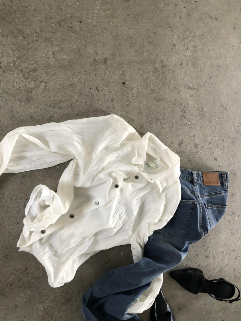 MOVENNE東大門實拍女裝新款人氣休閑時尚襯衫蕾絲衫金屬絲MOVENNE襯衫/蕾絲衫