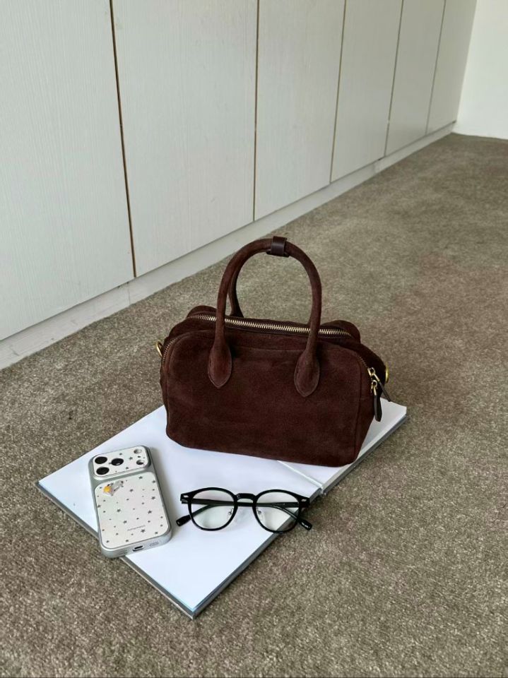 TROUVAILLE韓國直郵女裝新款26夏季手拿包腋下包絨面革牛皮TROUVAILLE手拿包/腋下包