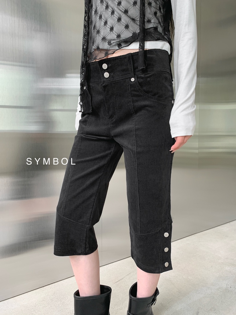 SYMBOL東大門直郵女士新款休閑熱賣職業短褲七分褲燈芯絨SYMBOL短褲