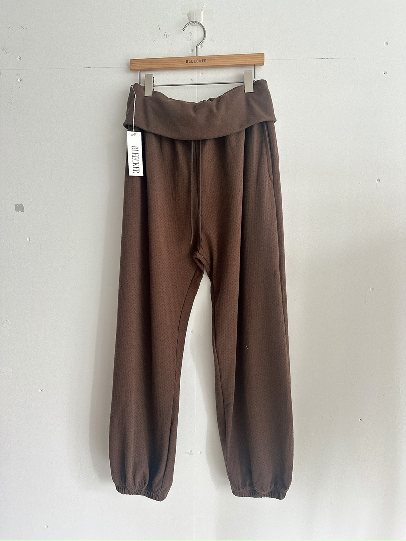 BLEECKER東大門實拍女士新品26夏季時尚人氣推薦休閑褲鏤空BLEECKER休閑褲圖色2