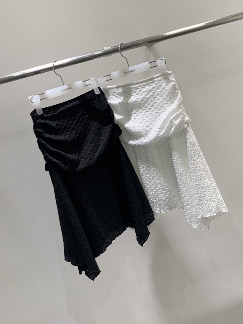 LOVE MOMENT東大門代購女士新品推薦半身裙中短裙荷葉邊LOVE MOMENT半身裙/中短裙