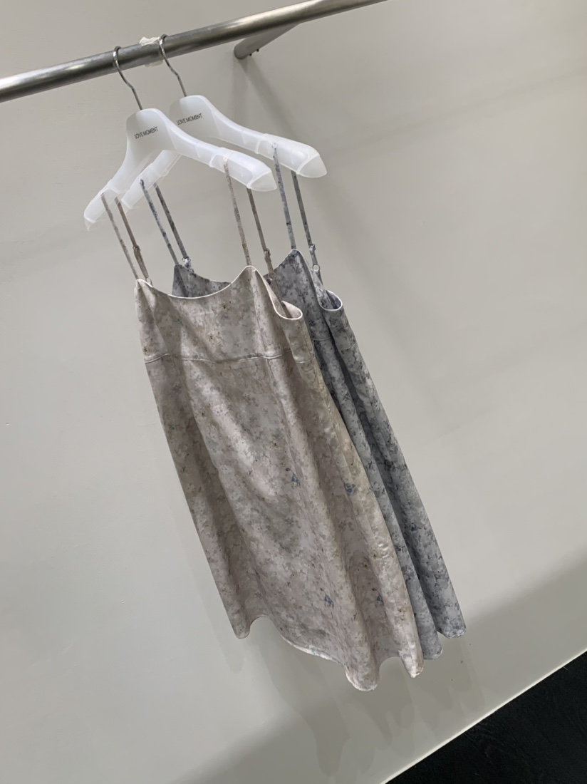 LOVE MOMENT韓國直郵女裝新品時尚人氣休閑26夏季連衣裙LOVE MOMENT連衣裙