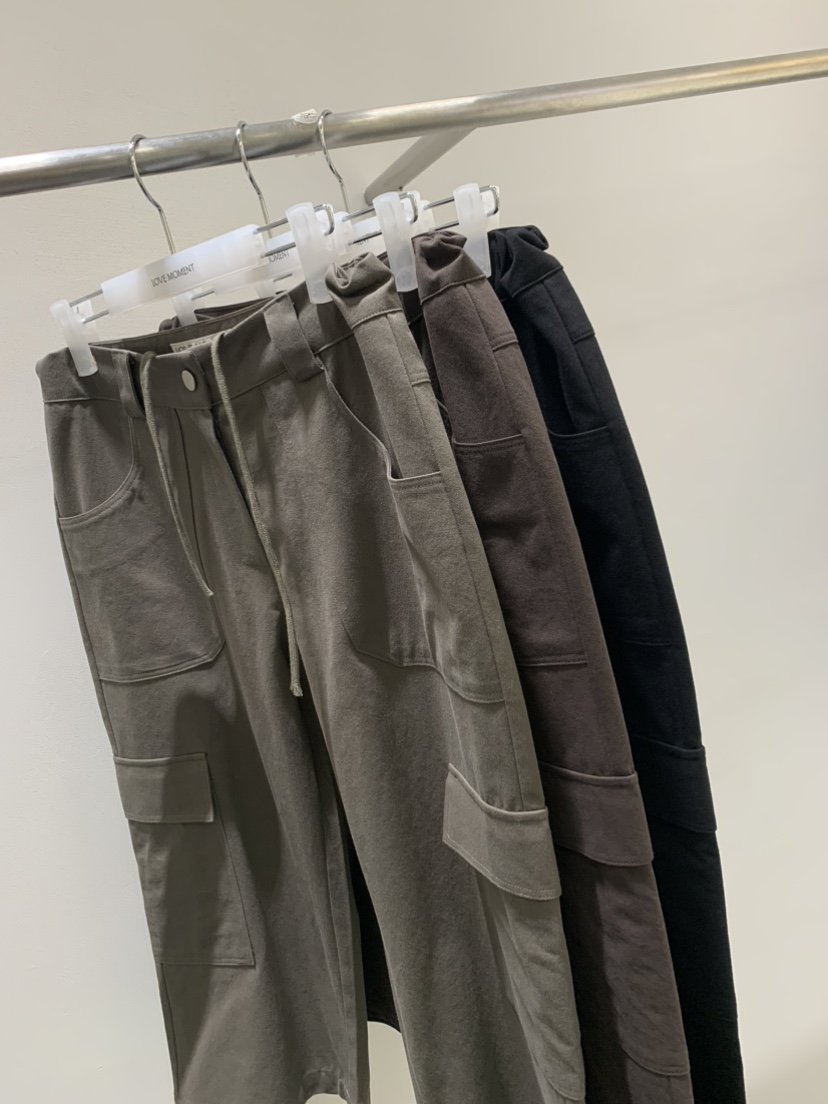 LOVE MOMENT東大門實拍女裝新品休閑熱賣真品人氣短褲口袋LOVE MOMENT短褲