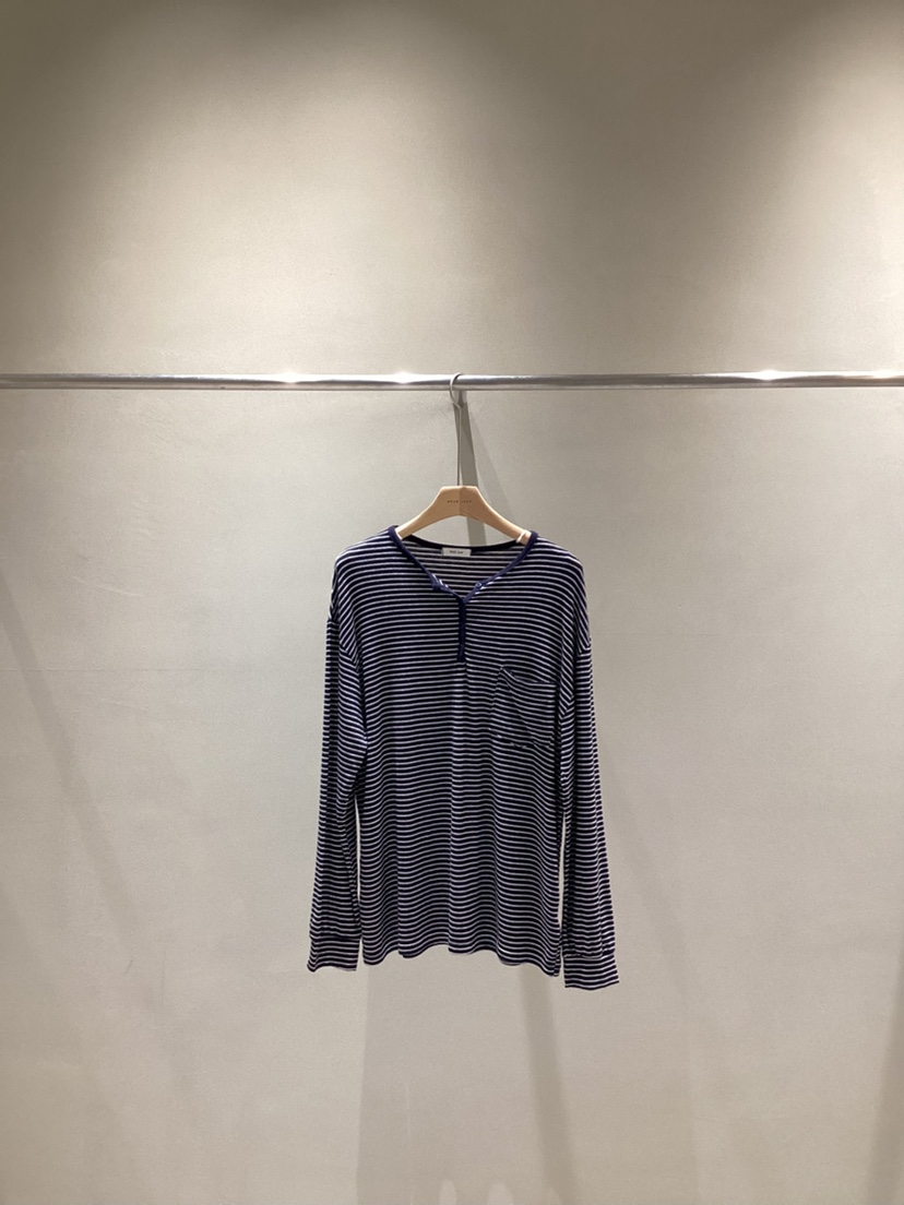 NEAR LEAP-P東大門直郵女士新款26夏季熱賣推薦長袖T恤NEAR LEAP/The N:L長袖T恤圖色2深藍色