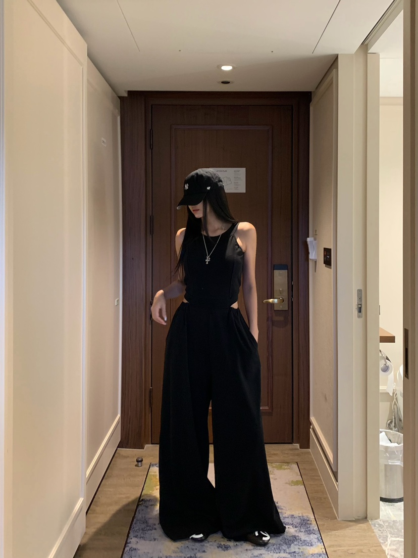 BADCALM韓國代購女士新款人氣推薦26夏季時尚真品熱賣背帶褲BADCALM背帶褲