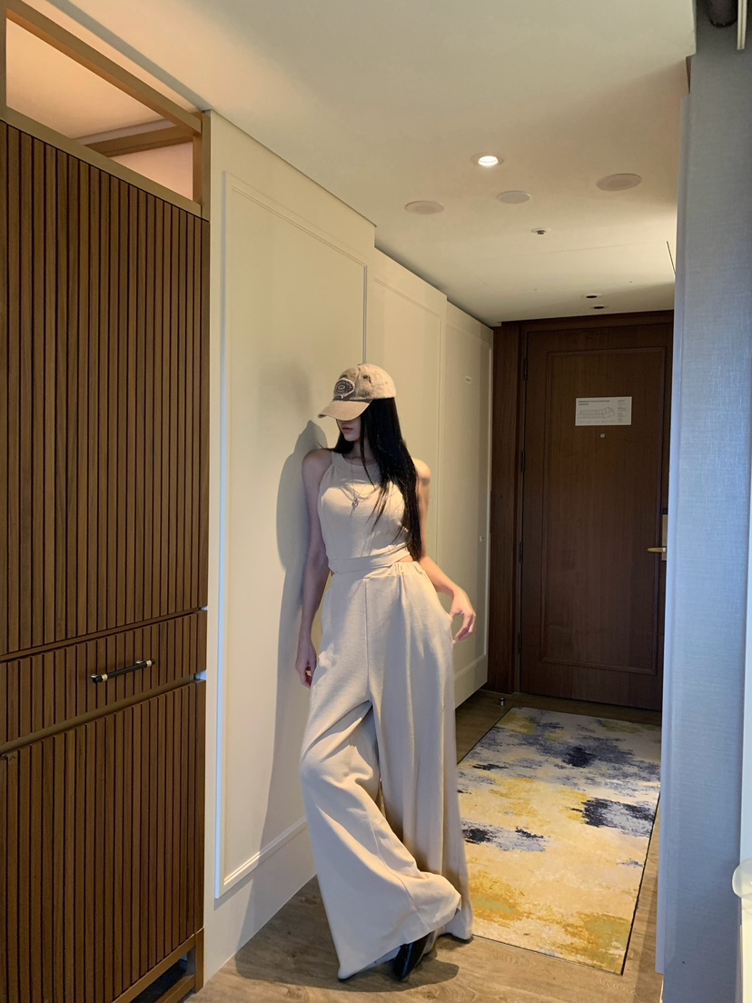 BADCALM韓國代購女士新款人氣推薦26夏季時尚真品熱賣背帶褲BADCALM背帶褲