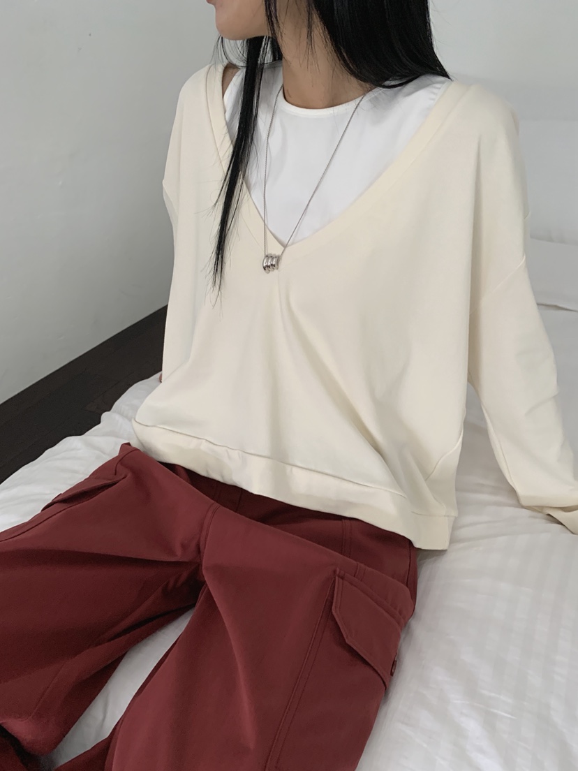 VERNIMENT東大門實拍女士新款休閑熱賣26夏季人氣衛衣V領深VVERNIMENT衛衣