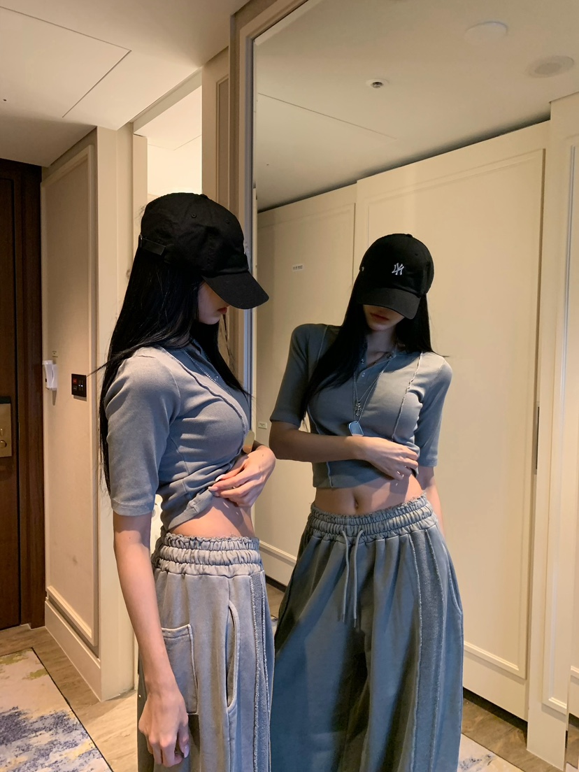 BADCALM東大門代購女裝新品人氣時尚休閑真品T恤不含項鏈BADCALMT恤