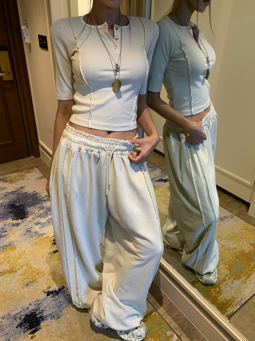 BADCALM東大門代購女裝新品人氣時尚休閑真品T恤不含項鏈BADCALMT恤