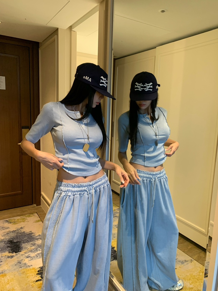BADCALM東大門代購女裝新品人氣時尚休閑真品T恤不含項鏈BADCALMT恤