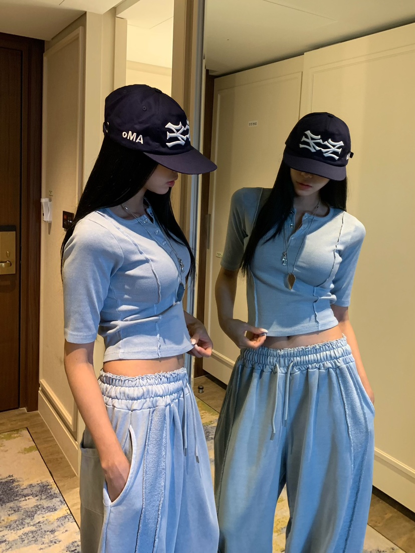 BADCALM東大門代購女裝新品人氣時尚休閑真品T恤不含項鏈BADCALMT恤