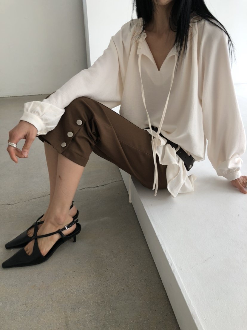 MOVENNE東大門直郵女士新款推薦人氣26夏季襯衫蕾絲衫褶皺MOVENNE襯衫/蕾絲衫