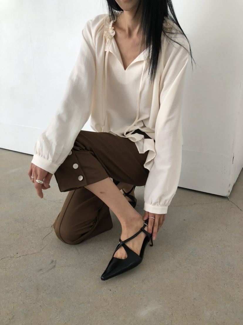 MOVENNE東大門直郵女士新款推薦人氣26夏季襯衫蕾絲衫褶皺MOVENNE襯衫/蕾絲衫