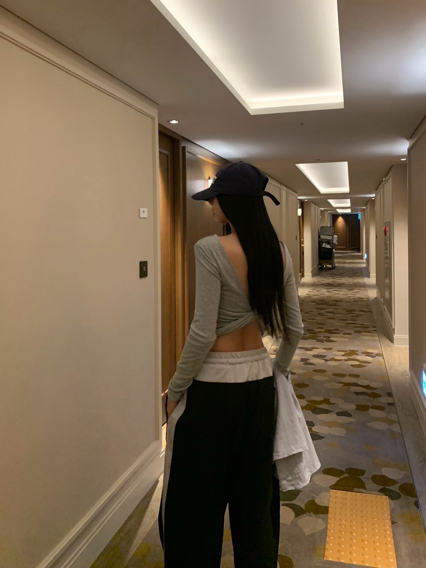 BADCALM東大門實拍女士新款熱賣推薦26夏季休閑真品長袖T恤BADCALM長袖T恤
