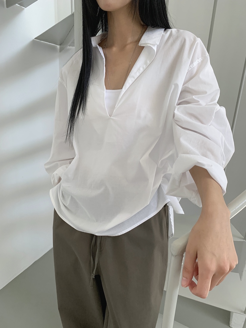 VERNIMENT東大門代購女裝新款推薦時尚熱賣襯衫蕾絲衫V領深VVERNIMENT襯衫/蕾絲衫