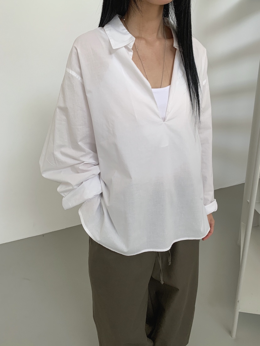 VERNIMENT東大門代購女裝新款推薦時尚熱賣襯衫蕾絲衫V領深VVERNIMENT襯衫/蕾絲衫