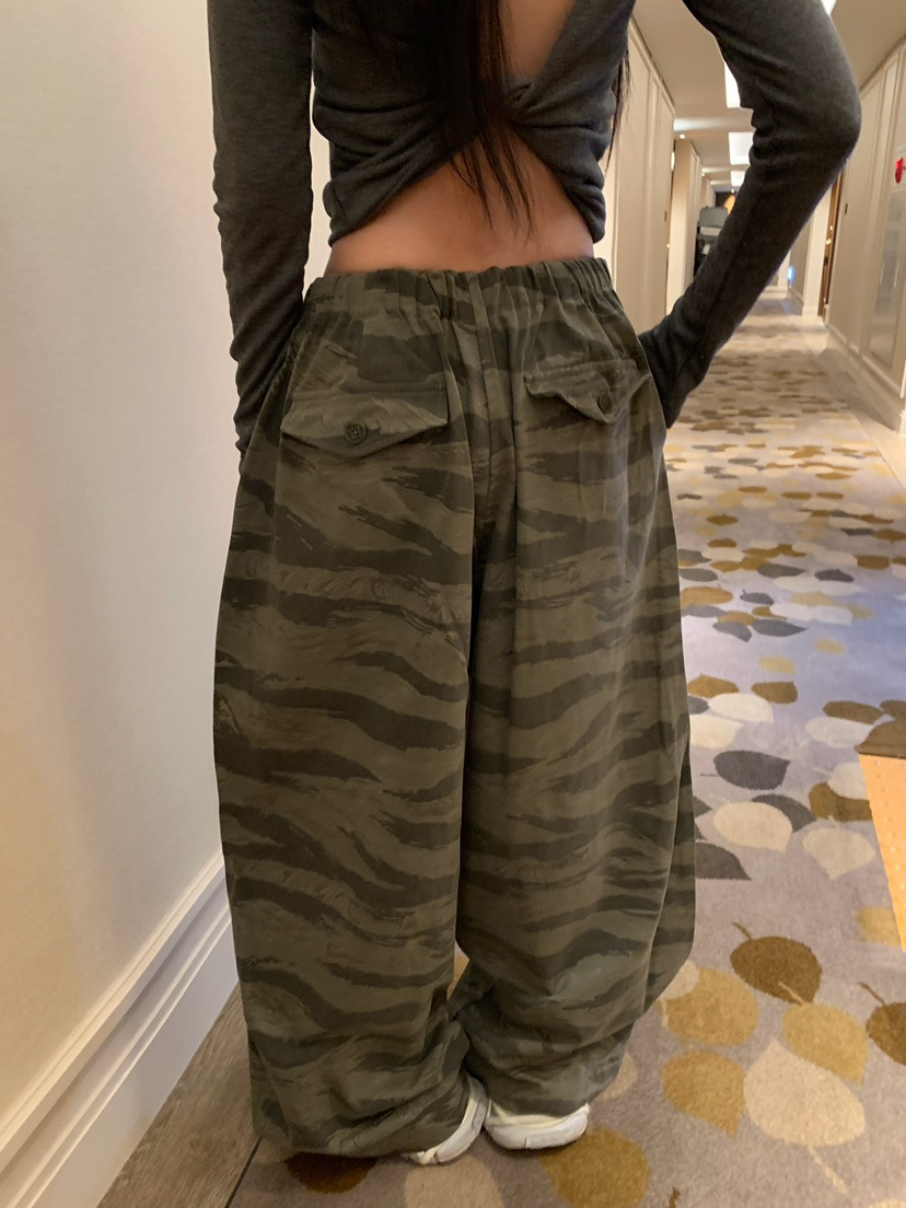BADCALM東大門直郵女裝新款休閑人氣時尚26夏季休閑褲口袋迷彩BADCALM休閑褲
