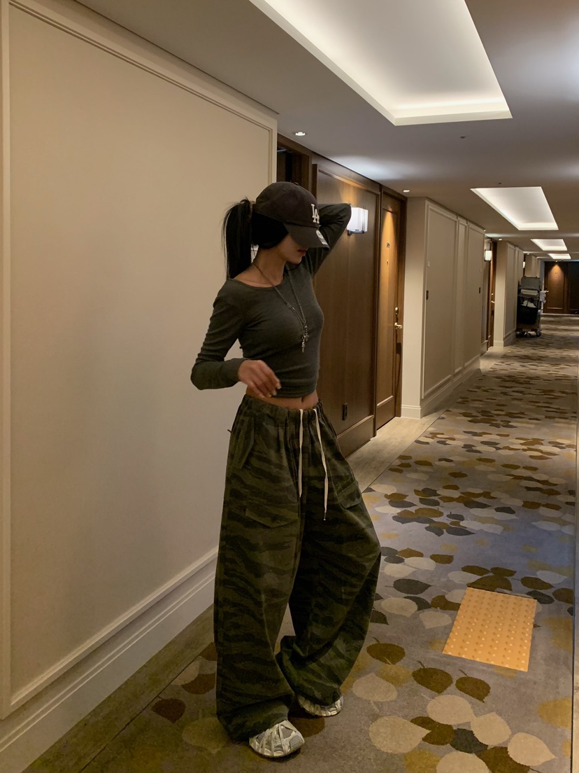 BADCALM東大門直郵女裝新款休閑人氣時尚26夏季休閑褲口袋迷彩BADCALM休閑褲