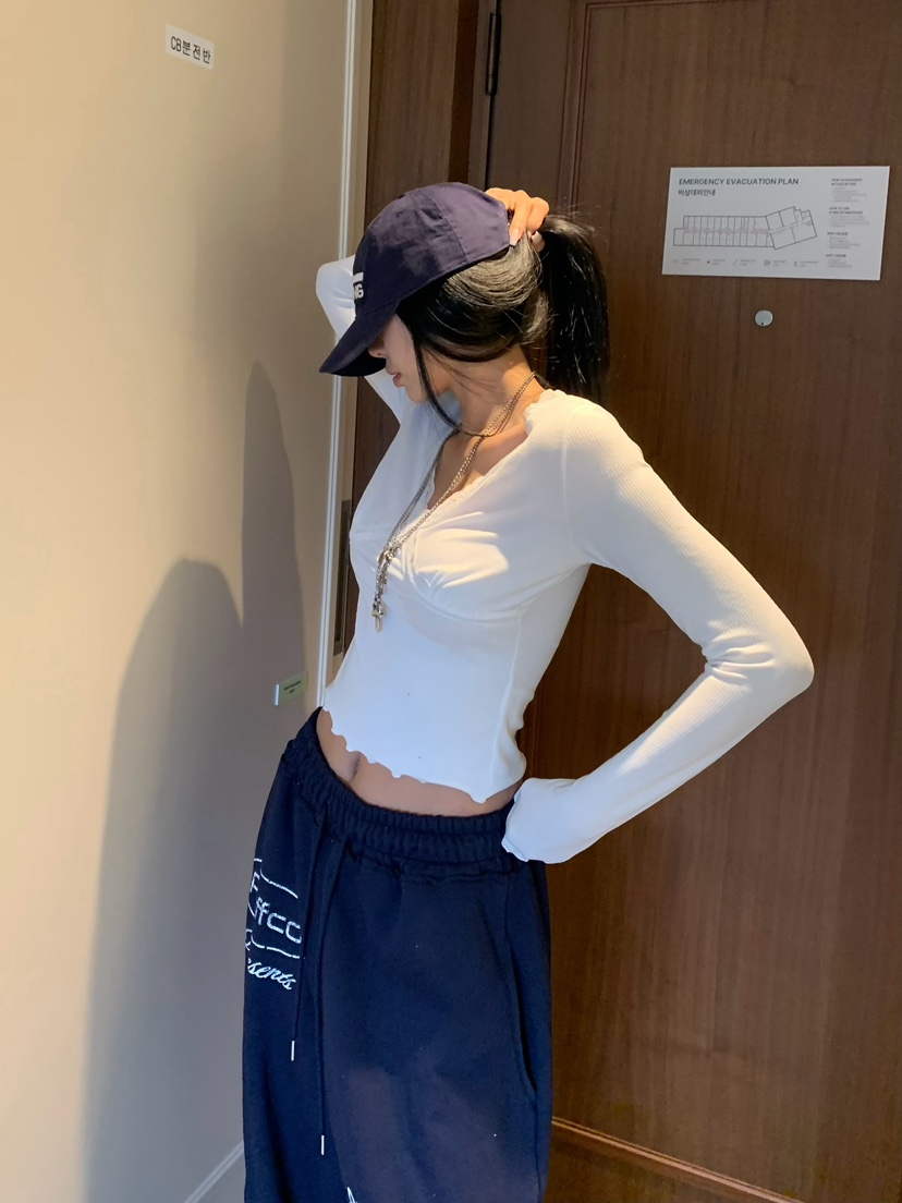 BADCALM韓國代購女士新品人氣熱賣休閑26夏季推薦長袖T恤BADCALM長袖T恤