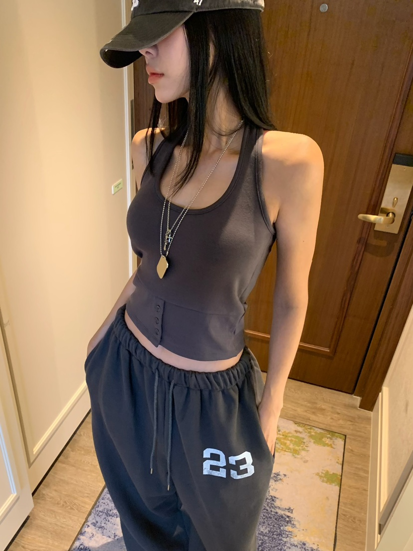 BADCALM韓國直郵女裝新品休閑人氣熱賣26夏季吊帶背心紐扣BADCALM吊帶/背心