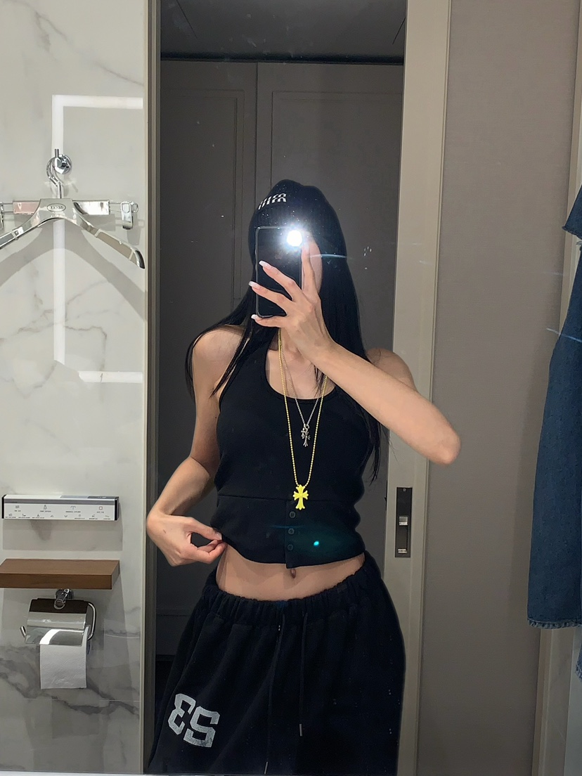 BADCALM韓國直郵女裝新品休閑人氣熱賣26夏季吊帶背心紐扣BADCALM吊帶/背心圖色2