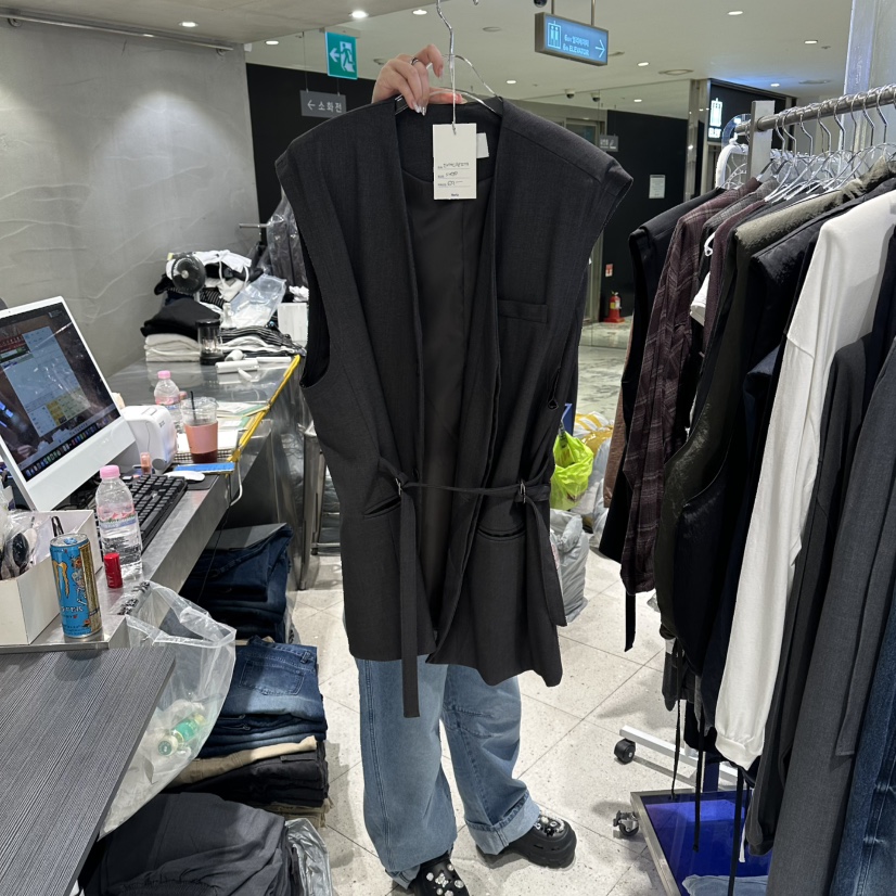 HERTZ-P東大門實拍女士新品真品熱賣休閑時尚馬甲含腰帶HERTZ-P馬甲圖色1墨色