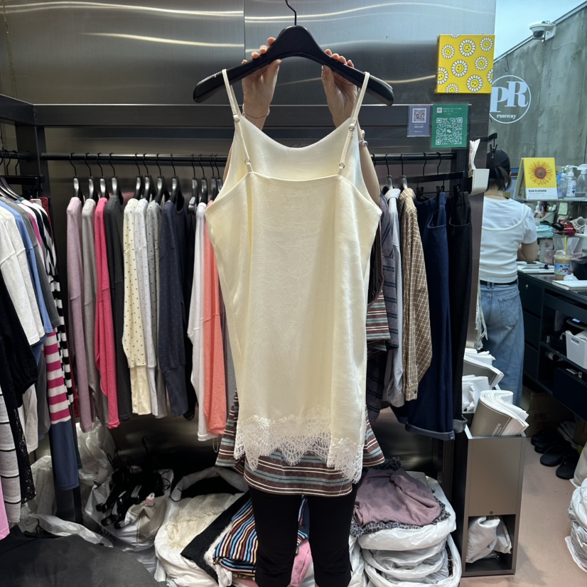 RUNWAY-런웨이東大門直郵女士新品26夏季熱賣休閑吊帶背心RUNWAY-런웨이吊帶/背心