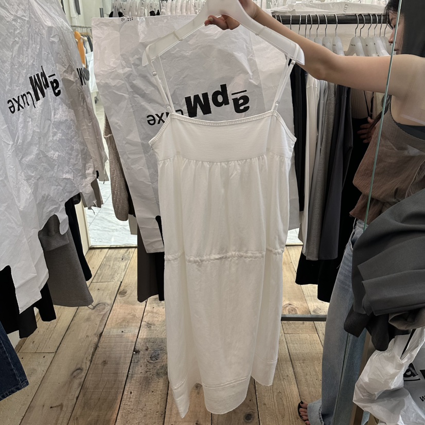 CREAM VILLA東大門代購女士新款熱賣連衣裙刺繡CREAM VILLA連衣裙