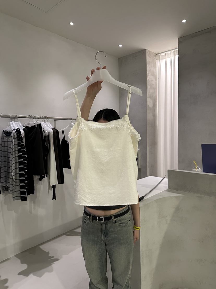 MONDAYMORING韓國代購女裝新品熱賣時尚休閑推薦吊帶背心MONDAYMORING吊帶/背心