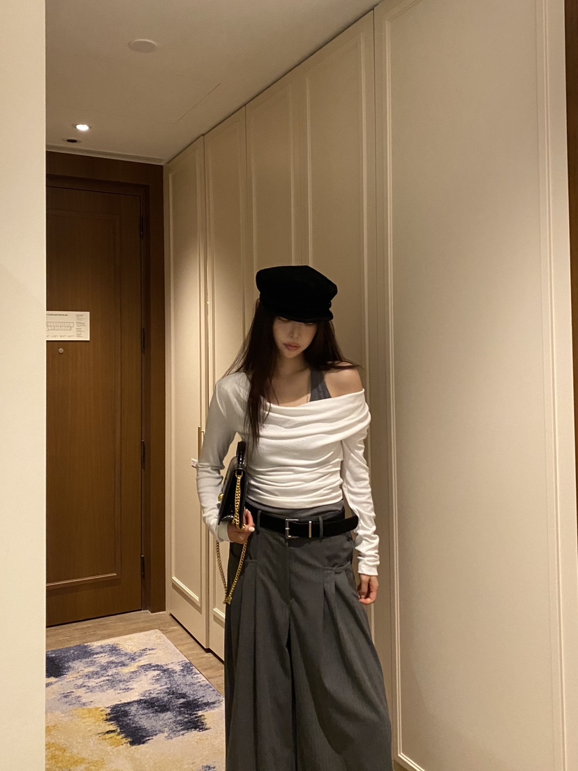FOUREIGHT東大門實拍女士新款人氣時尚推薦休閑熱賣長袖T恤FOUR EIGHT長袖T恤