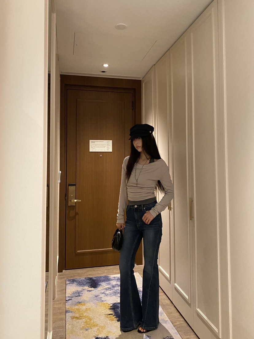 FOUREIGHT東大門實拍女士新款人氣時尚推薦休閑熱賣長袖T恤FOUR EIGHT長袖T恤