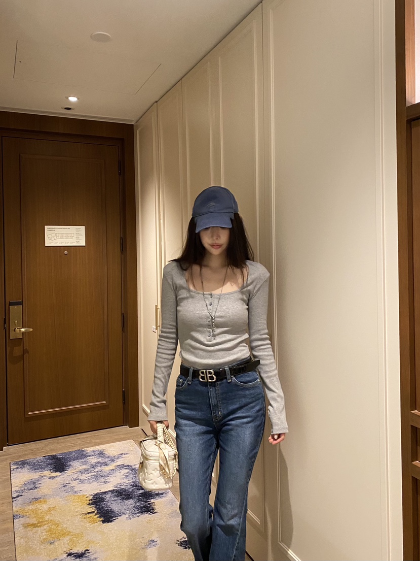 FOUREIGHT韓國代購女士新款時尚人氣推薦熱賣真品長袖T恤FOUR EIGHT長袖T恤