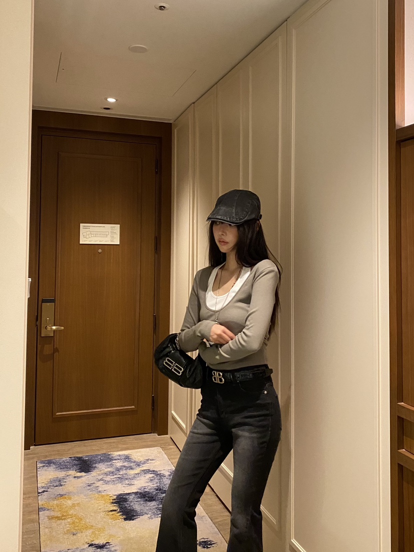 FOUREIGHT韓國代購女裝新品真品26夏季推薦休閑長袖T恤露背FOUR EIGHT長袖T恤