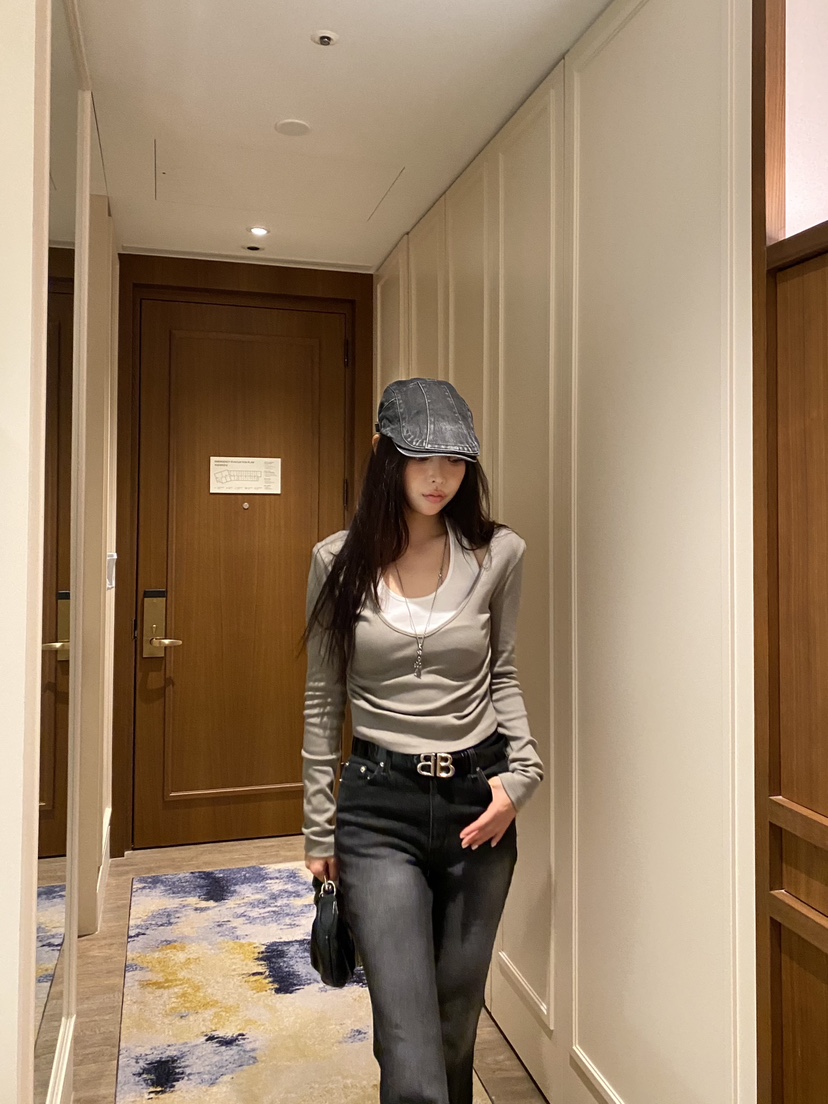 FOUREIGHT韓國代購女裝新品真品26夏季推薦休閑長袖T恤露背FOUR EIGHT長袖T恤