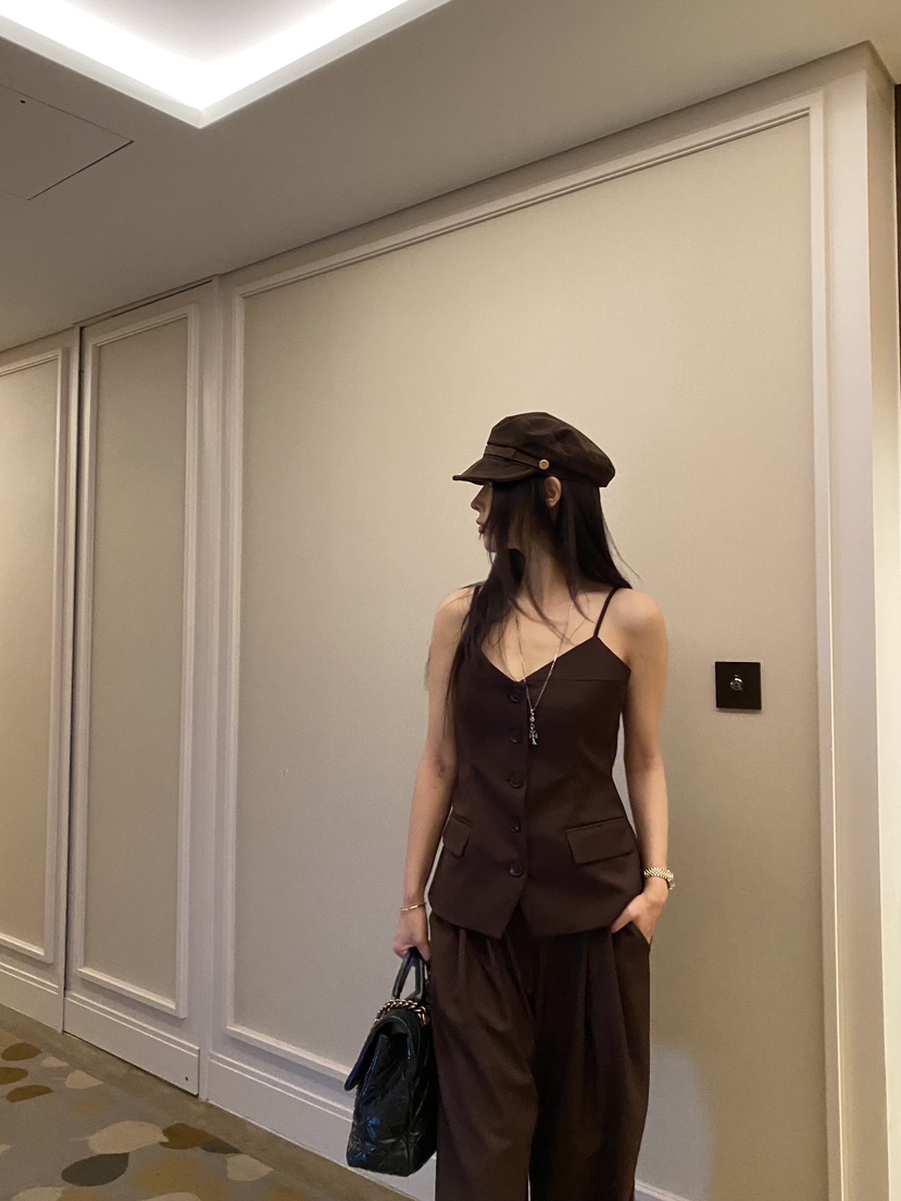 FOUREIGHT韓國直郵女士新品真品熱賣人氣26夏季吊帶背心紐扣FOUR EIGHT吊帶/背心