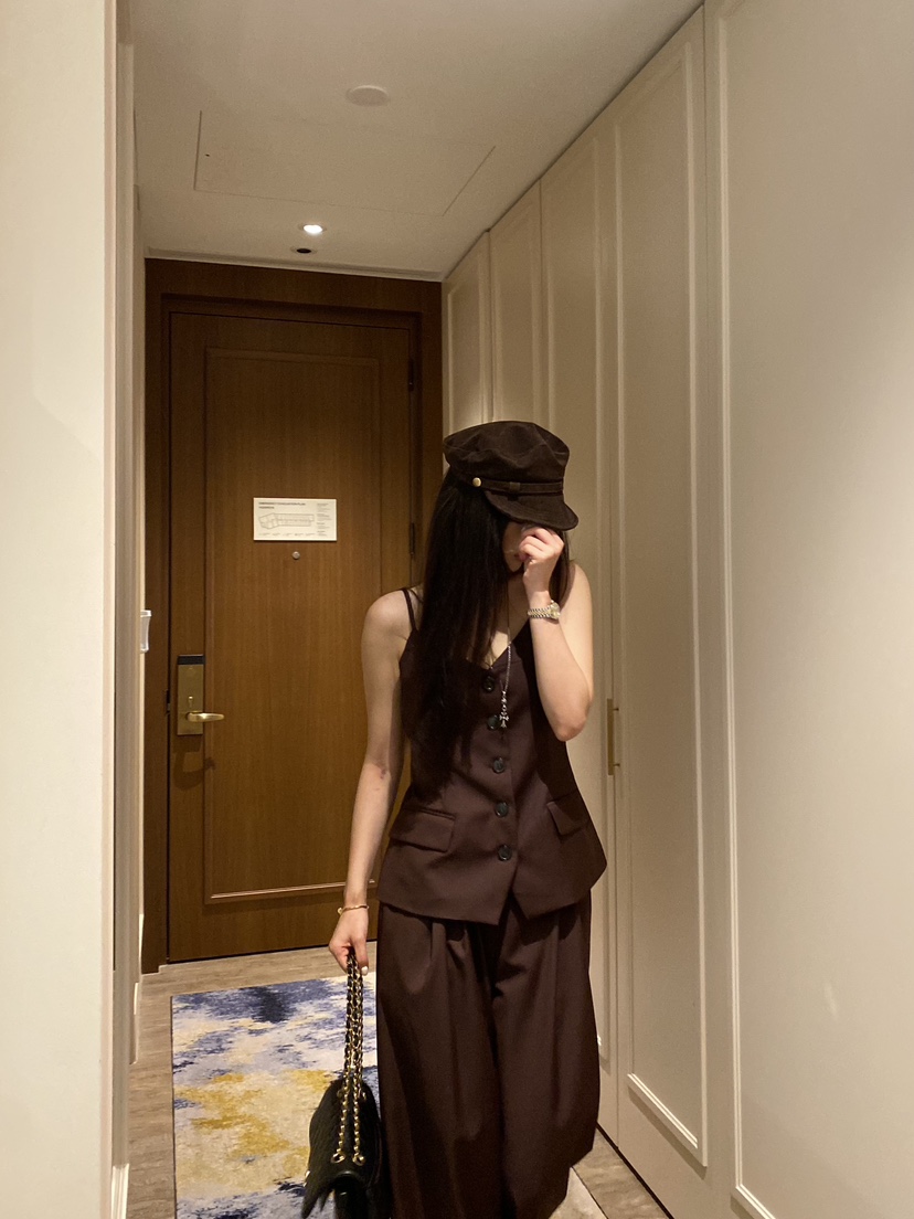 FOUREIGHT韓國直郵女士新品真品熱賣人氣26夏季吊帶背心紐扣FOUR EIGHT吊帶/背心